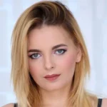 Jessica Spielberg Wiki, Net Worth, Age & Career Info – Before Good