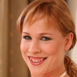 Laura Gains Wiki, Net Worth, Age & Career Info – Before Good