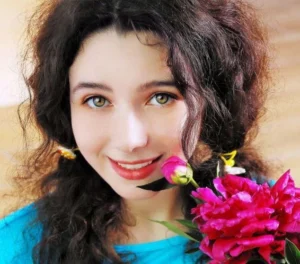 Tasia Loomer Wiki, Net Worth, Age & Career Info – Before Good