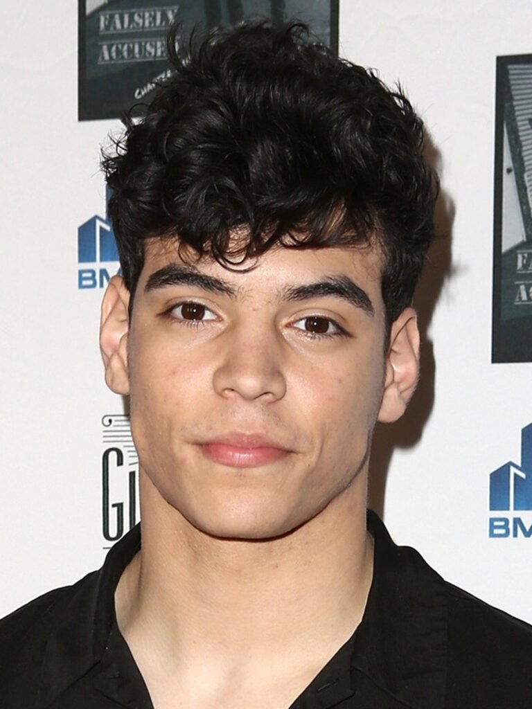 Aaron Dominguez Age, Net Worth, Biography, Height & Career - Photo 2