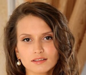 Alicia Mone Age, Net Worth, Biography, Height & Career – Before Good