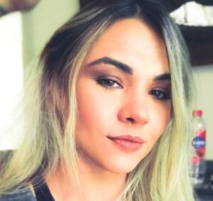 Fernandinha Fernandez Age, Net Worth, Biography, Height & Career – Before Good