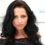 July Sun Age, Bio, Net Worth & Secrets You Didn’t Know